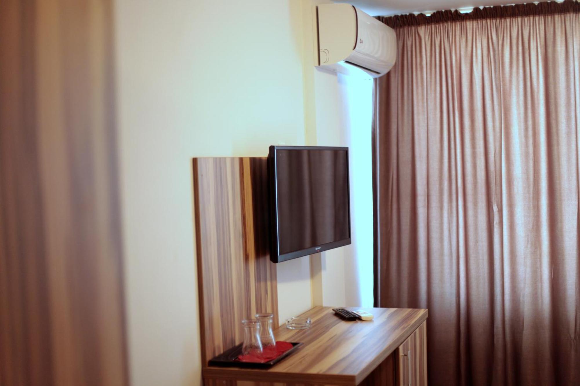 Hypnotique Hotel Năvodari Kültér fotó